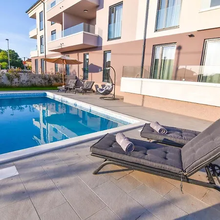 Luxury Porto With Sea View And Swimming Pool Apartament *
